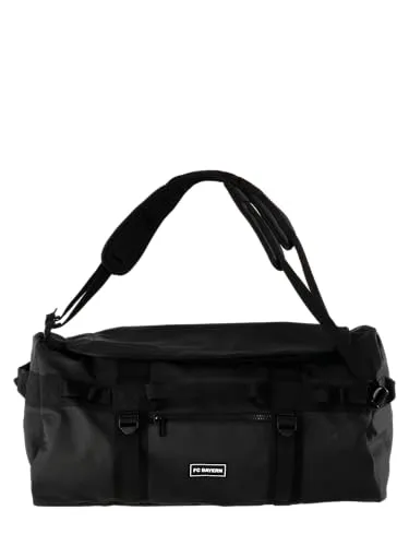 FC Bayern München Sporttasche mit Rucksackfunktion - Vielseitige Reisetasche für Sport und Reisen mit Rucksackfunktion. Offizielles FC Bayern Produkt, langlebig aus 100% Polyester, mit mehreren Fächern für optimale Organisation und verstellbaren Tragegurten für maximalen Komfort.