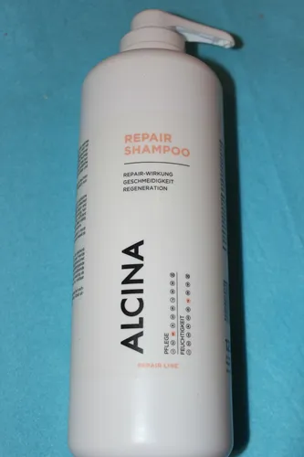 ALCINA Repair Shampoo 1250ml - Haarpflegeprodukt für geschmeidiges und glänzendes Haar, regeneriert die Haarstruktur mit Provitamin B5 für optimale Feuchtigkeit.