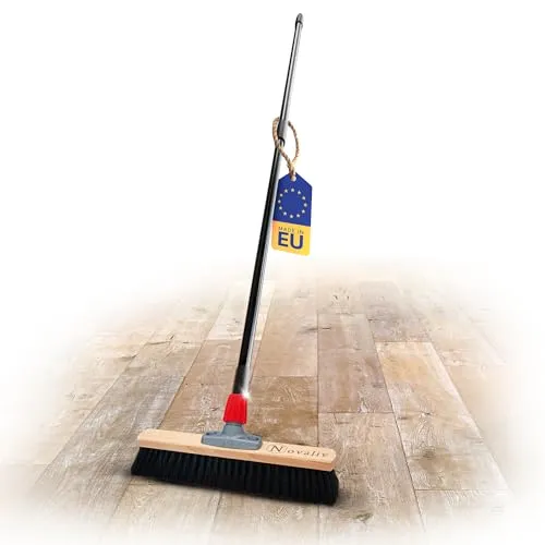 Besen Schwarz von Novaliv