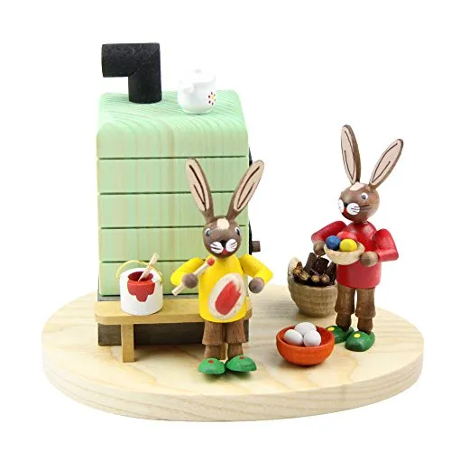 Hasen am Rauchofen 13073 Richard Glässer Seiffen - Räucherfiguren aus Holz, handgefertigt in Deutschland. Diese charmante Osterdekoration begeistert mit liebevollem Design und schafft eine festliche Atmosphäre.