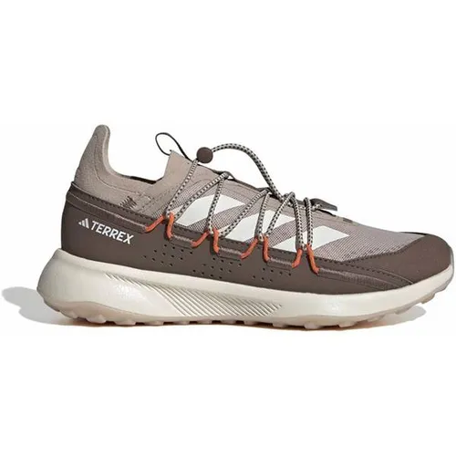 adidas Terrex Voyager 21 Travel Schuh - Leichter Outdoor-Schuh für Wandern und Speed Hiking, mit atmungsaktivem Mesh-Obermaterial und flexibler Traxion Außensohle für optimalen Halt. Ideal für Abenteuer in der Natur.