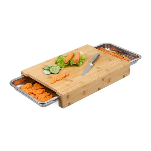 relaxdays Schneidebrett mit 2 Auffangschalen aus Bambus - Schneidebrett aus rutschfestem Bambus mit 2 praktischen Auffangschalen und Saftrille – perfekt für sauberes Schneiden und Servieren in der Küche.