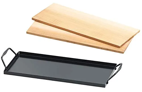 Rosenstein & Söhne Zedernholzbrett: 2 Zedernholz-Grillbretter für Holzkohle- & Gasgrills, mit Metallrahmen (Grill-Zubehör, Grillbrett Zeder, Grillplatten)