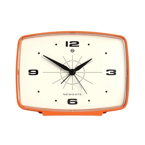 NEWGATE® Brooklyn wecker | Rechteckiges Retro Design | Kürbis orange | Ideal für nachttisch, Schreibtisch, Regal und kaminsims | Mid Century Retro Accessoires für Schlafzimmer und büro