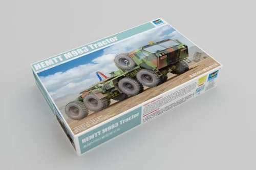 Trumpeter 01021 HEMIT M983 TRACTOR 1:35 Modellbausatz - Modellbausatz im Maßstab 1:35, ideal für Militär-Enthusiasten ab 12 Jahren, inklusive Originalverpackung und aus hochwertigem Kunststoff gefertigt.