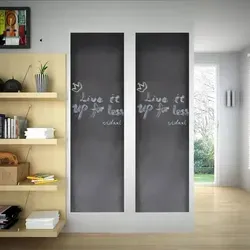 vidaXL Tafelfolie Aufkleber 0,6x3m - Selbstklebende Kreidefolie - Wandtattoos & -bilder: Verwandeln Sie Räume in kreative Tafeln! Ideal für Kinderzimmer und Küche, einfach anzubringen und rückstandslos entfernbar. Kostenlose Kreiden inklusive!