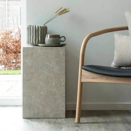 LEBENSwohnART Design Beistelltisch POSTATO 50cm Marmor-Look beige Creme Pflanzsäule Nachttisch