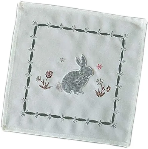 Ostern Tischdecke Osterdecke Deckchen Osterdeko Weiß Stickerei Hasen Grau Silber 100% Polyester (30 x 30 cm Deckchen quadratisch)