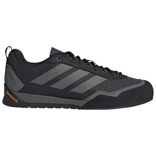 ADIDAS Terrex Skychaser Solo Herren Multifunktionsschuhe - Vielseitige Zustiegsschuhe mit optimalem Grip und Komfort, ideal für anspruchsvolle Umgebungen. Das hybride Design und die Continental™ Gummiaußensohle bieten Sicherheit und Dämpfung für jedes Abenteuer.