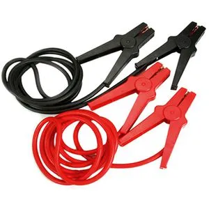 BGS-technic Starthilfekabel 9611, 3,5 m, 400A für PKW und Diesel - Starthilfekabel für Benzin- und Dieselmotoren bis 6L bzw. 3,5L Hubraum. Mit 25mm² Kabelquerschnitt für bis zu 400A Spitzenstrom und isolierten Klemmen. Praktische Tragetasche für einfachen Transport.