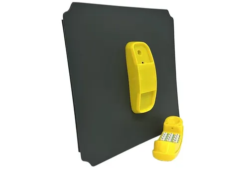 move and stic Multifunktionsspielplatte 40x40 incl. Glocke, Telefon uvm. Konstruktions-Spielset, (kompl. Spielset incl. Plattenknöpfen zur Montage), Tafel, Schiffslenkrad, Recyclebarer Kunststoff, Made in Germany