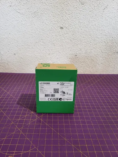 Schneider LC1D25BD Leistungsschütz 25A 24VDC - Schützzubehör für industrielle Anwendungen, ideal zum Steuern von Motoren bis 11kW bei 400V AC3.