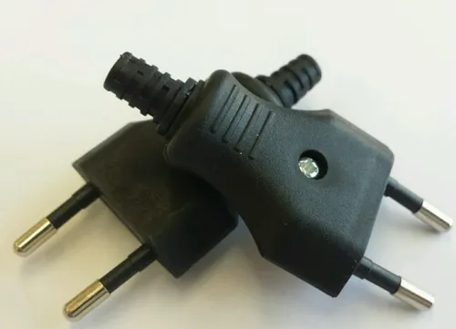 Europa-Stecker, Euro Stecker, schwarz, gerade, Bachmann, mit Knickschutz 1 x