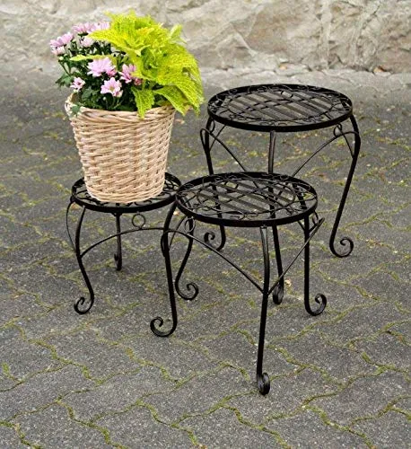 Spetebo Metall Beistelltische 3er Set - Rund und Antik für Innen und Außen - Beistelltische aus Metall im antiken Design, ideal als Blumenhocker oder Dekoration für Wohnzimmer und Garten. Maße: 41 cm, 34,5 cm, 26 cm hoch.