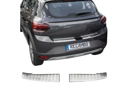 RECAMBO Ladekantenschutz für Dacia Sandero III - Abdeckblenden für perfekten Schutz und exklusive Optik, 100% passgenau durch 3D-Passform und einfach zu montieren mit vormontiertem Spezialklebeband.
