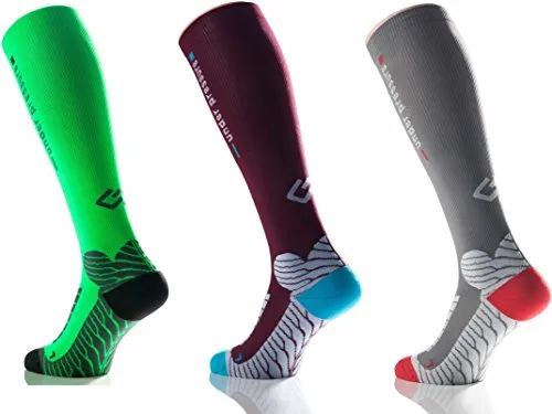 Under Pressure RUNATTACK Kompressionsstrumpf - Kompressionsstrümpfe mit 18-21mmHg für bessere Durchblutung und schnellere Regeneration. Ideal für Läufer und Sportler, entwickelt in Deutschland.