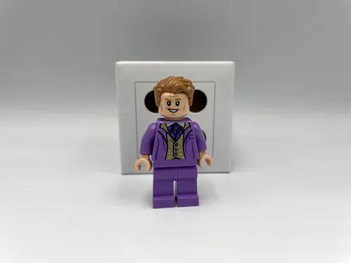LEGO Harry PotterTM 75978 Winkelgasse - Magisches Bauset mit 5544 Teilen, authentische Details und 10 Minifiguren für kreative Abenteuer ab 16 Jahren