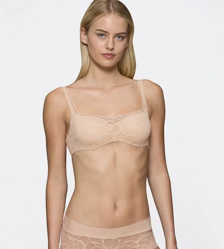 Triumph Body Make-Up Illusion Lace Balconette BH 85 - Eleganter Bügel-BH aus feiner Stretch-Spitze, sorgt für perfekten Halt und eine schöne Silhouette. Ideal für jeden Anlass!