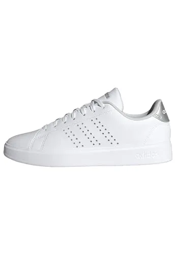 adidas Damen Advantage 2.0 Schuhe - Cloud White/Grey Two/Silver Metallic, 35.5 EU - Damen-Sneaker mit Cloudfoam Comfort Einlegesohle für weichen Tragekomfort, besteht aus mindestens 20% recycelten Materialien - ideal für umweltbewusste Fashionistas.