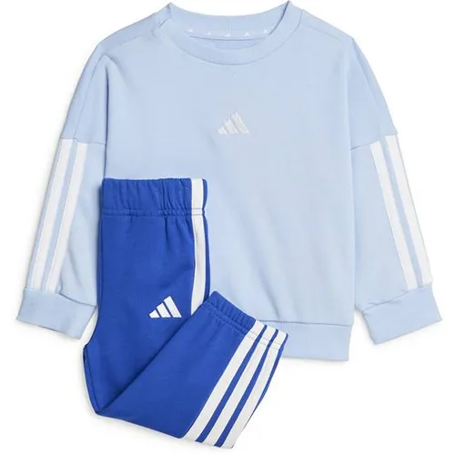 ADIDAS Kinder Sportanzug Essentials Kids - Trainingsanzüge für Kinder, aus weichem French-Terry-Material mit Rippbündchen für sicheren Sitz. Hergestellt aus mindestens 70 % recycelten und erneuerbaren Materialien für nachhaltigen Komfort.