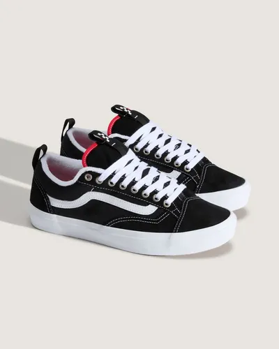 Vans Skate Old Skool 36+ - Sneaker für Herren (black/white, 42) - Klassischer Sneaker, der Skatekultur und zeitloses Design vereint. Robuste Materialien, gepolsterte Zunge und rutschfeste Sohle für optimalen Komfort und Halt im urbanen Alltag.