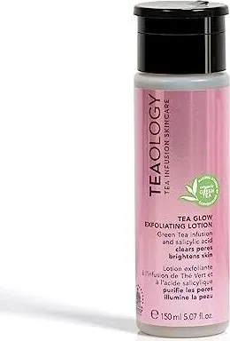 TEAOLOGY Tea Glow Gesichtspeeling 150 ml - Hautpflege mit grünem Tee und Salicylsäure, ideal für unreine Haut. Befreit die Poren und sorgt für strahlende Haut, perfekt zum Peelen und Aufhellen.