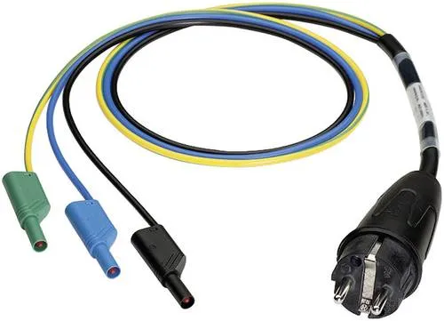 Benning 044142 Messadapter Schutzkontakt-Stecker - Spannungsmessgeräte: Ideal für die Messung von RPE, RISO und IEA, bietet Sicherheit mit 3 x 4 mm Sicherheitssteckern und 16 A Schutzkontaktstecker.
