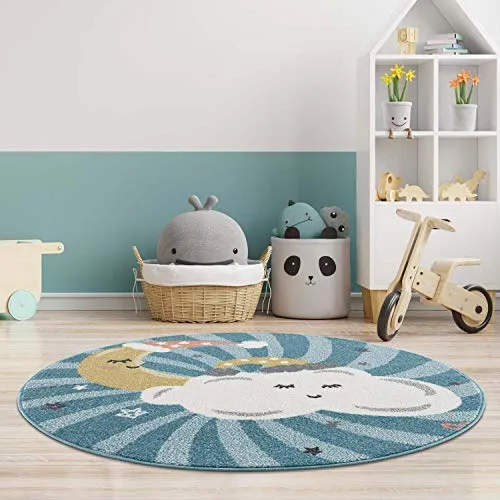 carpet city Kinderteppich Blau - 160 cm Rund - Mond Wolken Sterne - Teppiche & Läufer für Baby- & Kleinkinderzimmer - Der runde Kinderteppich ist strapazierfähig, pflegeleicht und sorgt mit seinem glanzvollen Flor für ein warmes Ambiente zum Spielen und Entspannen.