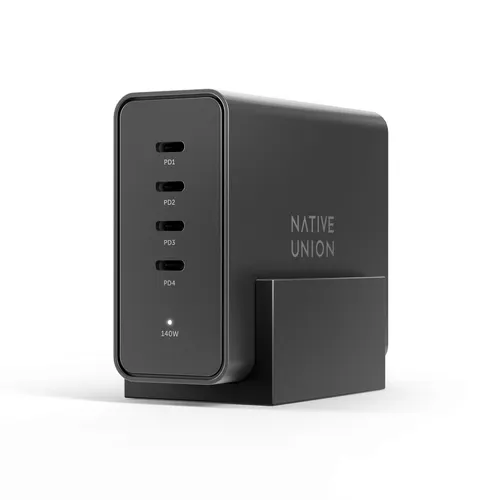 Native Union Fast Desktop Charger 140 W - Schnellladung für alle Geräte - USB Ladegerät mit 140 W Leistung, ideal für schnelles Laden von Laptops und Smartphones, kompakt und stilvoll für jeden Arbeitsplatz.