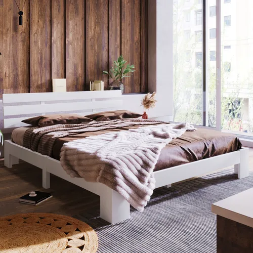 Massivholzbett 140x200 cm mit Kopfteil und Lattenrost - Hochwertiges Bett aus Kiefernholz, inkl. stabilem Lattenrost. Ideal für komfortables Schlafen, einfache Montage und klassisches Design. Farbe: Weiß. Maximale Belastbarkeit: 150 kg.