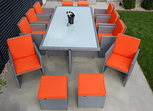 Ragnarök-Möbeldesign PolyRattan Essgruppe Heimdall 8+4 - Premium Essgruppe für die Terrasse, wetterfest mit 8 Jahren Garantie. Platz für 12 Personen, edler Tisch mit ESG-Sicherheitsglas und bequemen, wasserabweisenden Polstern.
