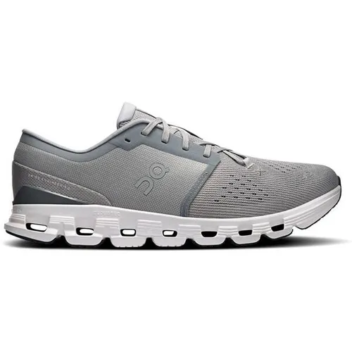On Cloud X 4 Herren Laufschuhe - Anthrazit - Größe 10 - Vielseitige Trainingsschuhe für kurze Läufe und Fitness. Mit neuem Speedboard-Design für Flexibilität und verbesserte Dämpfung. Ideal für aktiven Einsatz und sportliche Herausforderungen.