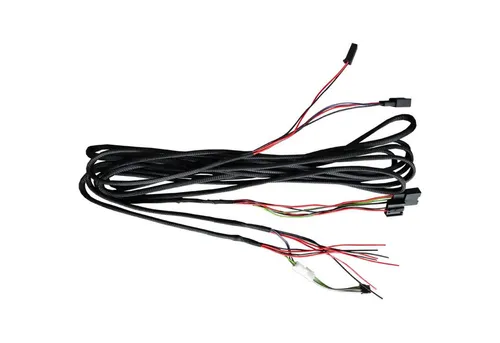 Ground Zero GZCS 4.0BMW-CONNECT Kabelsatz für BMW - Hochwertiger Plug & Play Adapterkabelsatz für die einfache Installation eines Ground Zero Verstärkers in BMW-Fahrzeugen. Mit 4 Metern Kabellänge und speziellen BMW-Steckern garantiert er eine rückrüstbare Verbindung ohne Schneiden.