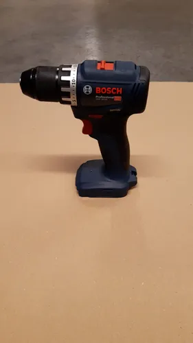 Bosch Akku-Bohrschrauber GSR 18V-45 Solo - Akkuschrauber mit 18 V Spannung und 45 Nm Drehmoment, ideal für präzises Bohren und Schrauben in verschiedenen Materialien.