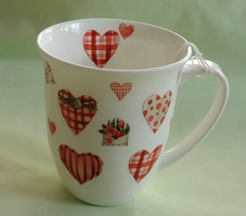 Porzellan Tassen HERZ viele Ambiente 0,4l Becher groß mug Liebe Brief Herzen 1