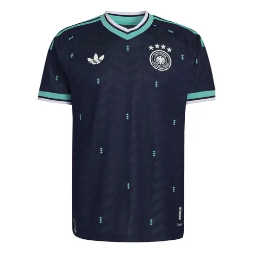 ADIDAS Herren Trikot Deutschland 26 Authentic Auswärts - Hochwertiges Auswärtstrikot für Fußballfans: Das Deutschland 26 Authentic Trikot kombiniert Tradition mit moderner Technologie und bietet optimalen Tragekomfort sowie Bewegungsfreiheit. Ideal für leidenschaftliche Sportler.