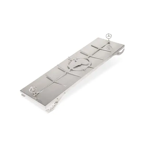 Flammlachsbrett aus Edelstahl - Grillzubehör mit großzügiger Grillfläche, kompatibel mit Kugelgrills und Feuerstellen für ein einzigartiges Grillerlebnis.