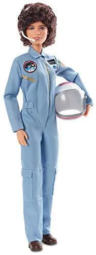 Barbie FXD77 - Signature Inspiring Woman Sally Ride Puppe
