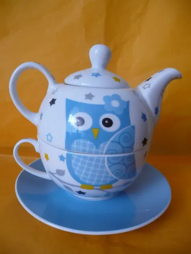 Schönes 4-tlg. TEE-SET 