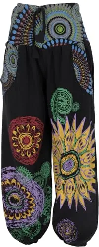 GURU SHOP Weite Pluderhose mit Breitem Bund - Schwarz, Damen, Baumwolle, Size:S/M - Damen-Hosen: Bequeme Pluderhose mit breitem, elastischem Bund und farbenfrohem Orient-Druck für einen lässigen Boho-Look.
