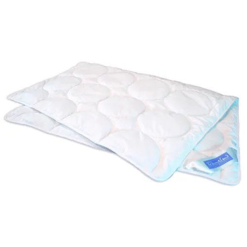 Träumeland Einziehdecke Tau 100x135 cm - Babydecke Steppbett - Bettdecken für Babys, atmungsaktiv und ideal für einen ruhigen Schlaf Ihres Kindes.