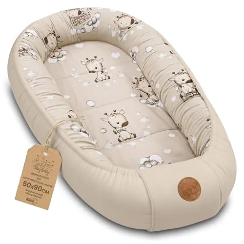 Babynestchen für Neugeborene 90 x 50 cm – Tragbares Kuschelnest für Jungen und Mädchen - Robustes Babynestchen mit dicken Rändern für Geborgenheit und Sicherheit. Ideal für Babybett, Stubenwagen oder unterwegs. Handgefertigt aus atmungsaktiver Baumwolle, perfekt als Geschenk zur Taufe oder zum Geburtstag.