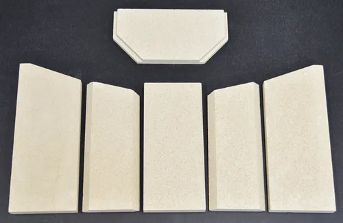 kaminXpert Feuerraumplatten für Hark Fino Kaminofen - Ersatzteil für Kaminofen, hochwertige Feuerraumauskleidung für optimale Wärmeverteilung und Sicherheit.