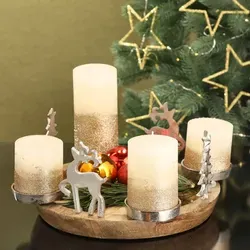 Adventskranz Rentier Tannenbaum aus Mangoholz mit Aluminium 34x13 cm - Dekorativer Adventsleuchter aus nachhaltigem Mangoholz, ideal für Stumpenkerzen, verleiht jedem Tischarrangement eine festliche Atmosphäre.