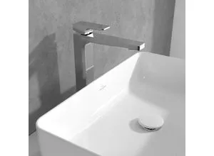 Villeroy & Boch Architectura Square Einhebel-Waschtischarmatur - Moderne Badarmatur aus robustem Messing, mit komfortabler Höhe und Luftsprudler für erfrischenden Wasserstrahl. Ideal für eine stilvolle Badezimmergestaltung.