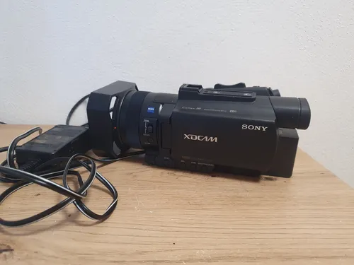 Produktbild Sony PXW-X70: Ultrakompakter Camcorder