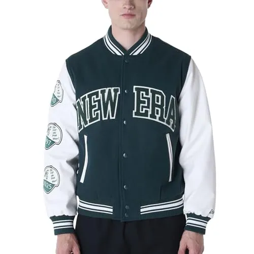 New Era Varsity College Jacke mit Marken-Patches - Größe L - Stylische New Era Varsity College Jacke mit einzigartigen Marken-Patches. Perfekt für Freizeit und sportliche Aktivitäten, bietet sie einen lässigen Look und hohen Tragekomfort.