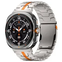 Metall Armband für Samsung Galaxy Watch Ultra 47mm - Orange - Hochwertiges Titanlegierungs-Armband, schweiß- und wasserfest, ideal für den Alltag oder besondere Anlässe. Leicht verstellbar für perfekten Tragekomfort.