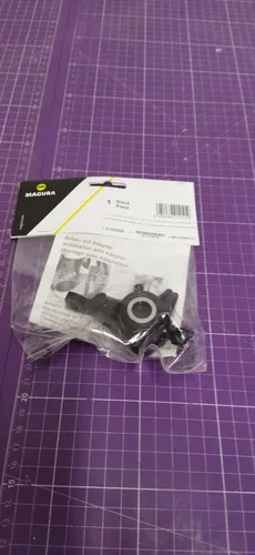 Magura MT 4 Hydraulischer Bremssattel - Hochleistungs-Bremsen in Schwarz, ideal für präzise Bremskraft und optimale Kontrolle beim Mountainbiken.