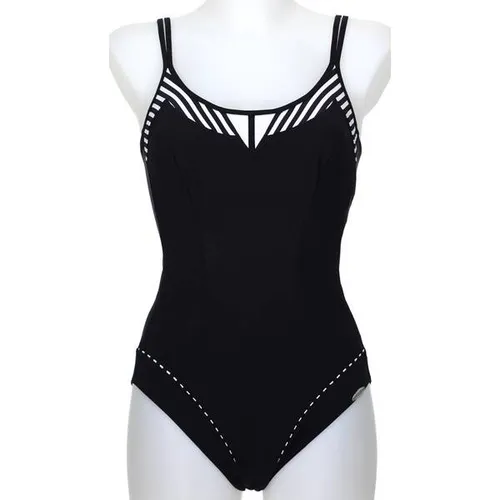 SUNFLAIR Damen Badeanzug mit Petticoatstütze - Bademode mit tiefer Rückenausschnitt für optimalen Komfort und Stil. Entdecke hochwertige Sportartikel für alle Aktivitäten im INTERSPORT Online Shop.